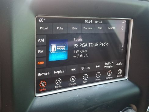 Used 2020 Jeep Grand Cherokee Laredo AWD/4WD image 17