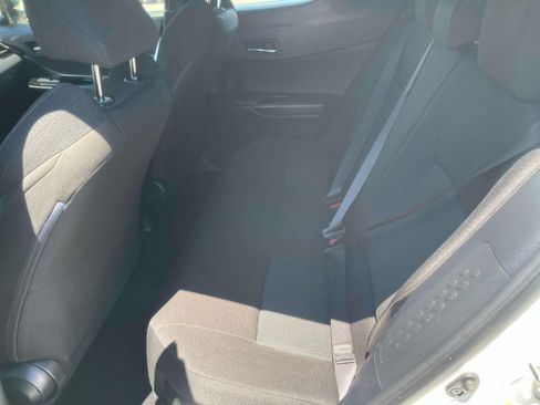 Used 2019 Toyota C-HR XLE FWD image 26