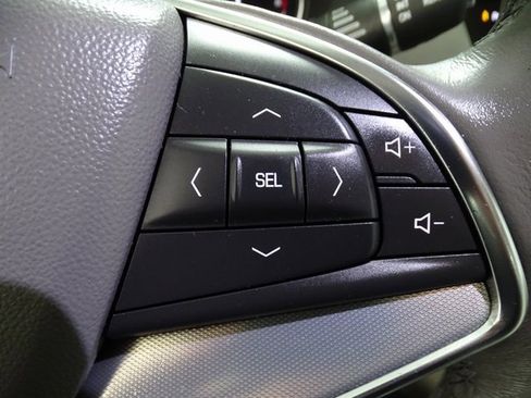 Used 2020 Cadillac XT5 Premium Luxury image 8