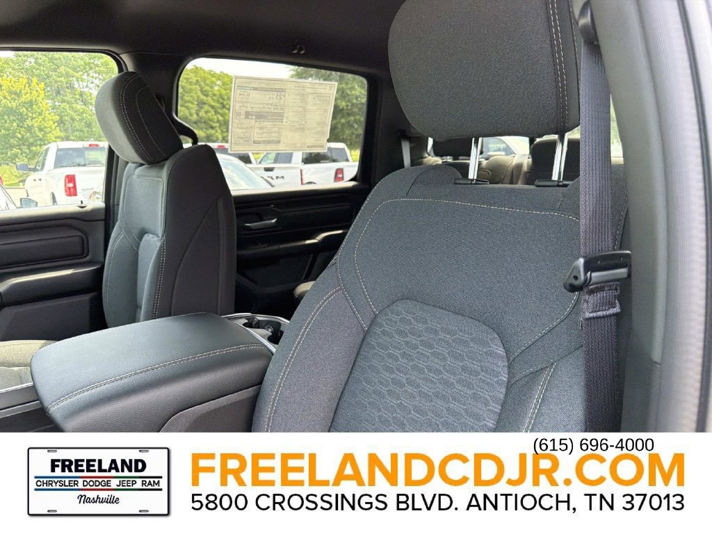 New 2026 RAM 1500 Express AWD/4WD image 21