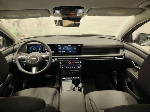 New 2025 Hyundai Tucson SEL image 36