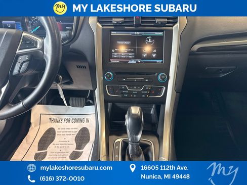 Used 2016 Ford Fusion SE w/ Equipment Group 202A FWD image 22