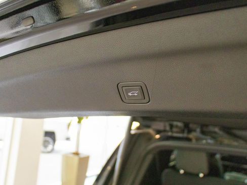 New 2025 Chevrolet Suburban RST w/ RST Capability Package image 13