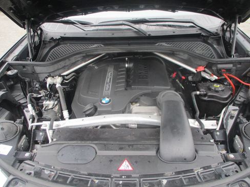 Used 2015 BMW X5 xDrive35i image 16