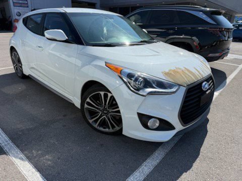Used 2017 Hyundai Veloster Turbo FWD image 1