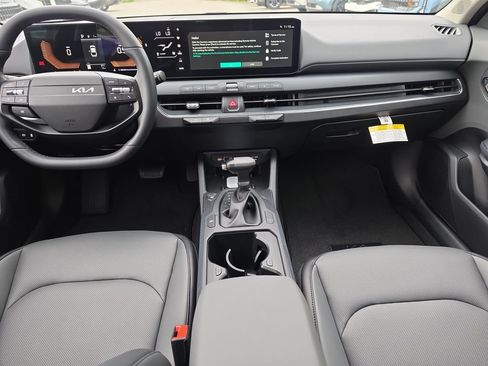 New 2026 Kia K4 EX FWD image 12