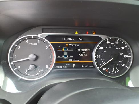 Used 2023 Nissan Rogue S AWD/4WD image 9