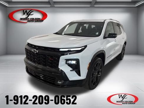 New 2026 Chevrolet Traverse RS image 1