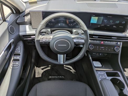 New 2026 Hyundai Sonata SEL FWD image 14