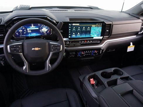 New 2026 Chevrolet Silverado 2500 LT w/ Leather Package image 13