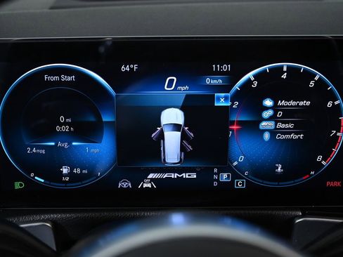 Used 2022 Mercedes-Benz GLB 35 AMG 4MATIC image 18