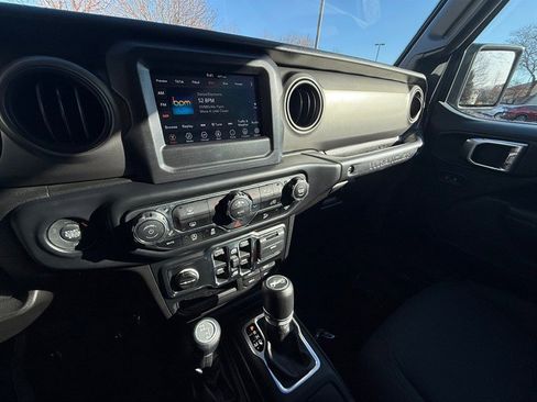 Used 2019 Jeep Wrangler Unlimited Sport S image 28