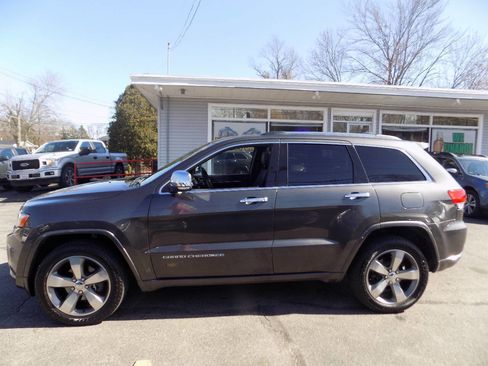 Used 2016 Jeep Grand Cherokee Overland image 8