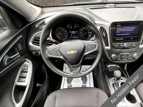 Used 2022 Chevrolet Malibu LS w/ Driver Confidence Package II FWD image 5