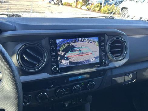 Certified 2023 Toyota Tacoma TRD Off-Road image 21