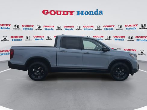 Used 2026 Honda Ridgeline Black Edition image 9