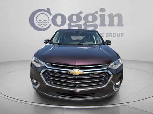 Certified 2020 Chevrolet Traverse LT w/ LT Premium Package FWD image 8