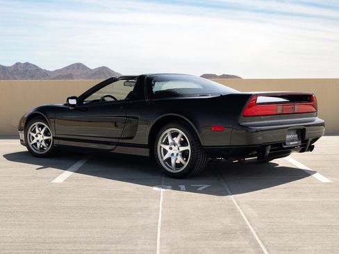 Used 1995 Acura NSX T RWD image 10