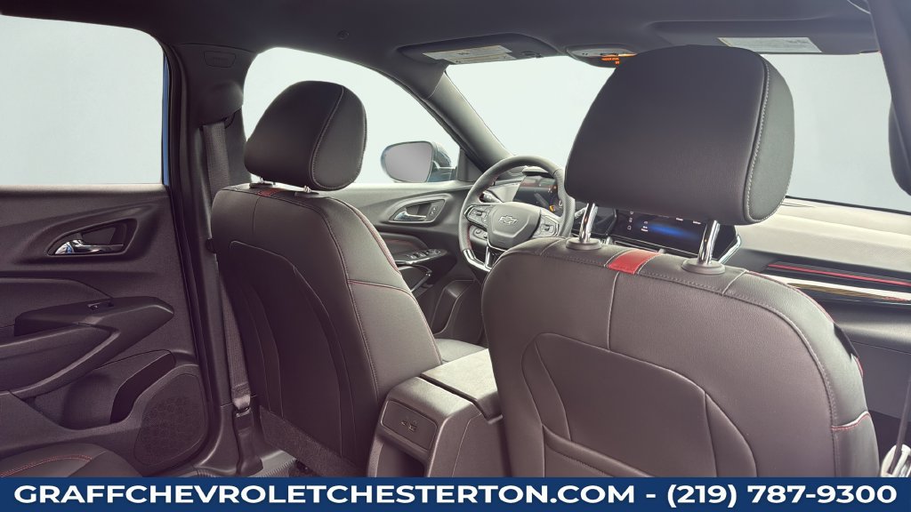 Used 2024 Chevrolet Trax RS w/ Driver Confidence Package FWD image 39