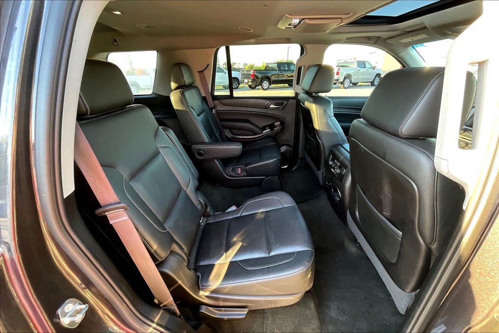 Used 2016 GMC Yukon SLT w/ Open Road Package AWD/4WD image 25