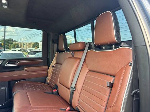 Used 2025 GMC Sierra 2500 Denali Ultimate w/ Max Trailering Package AWD/4WD image 25