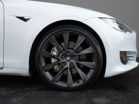 Used 2020 Tesla Model S Long Range image 35