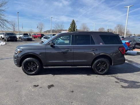 Used 2022 Ford Expedition Timberline image 8