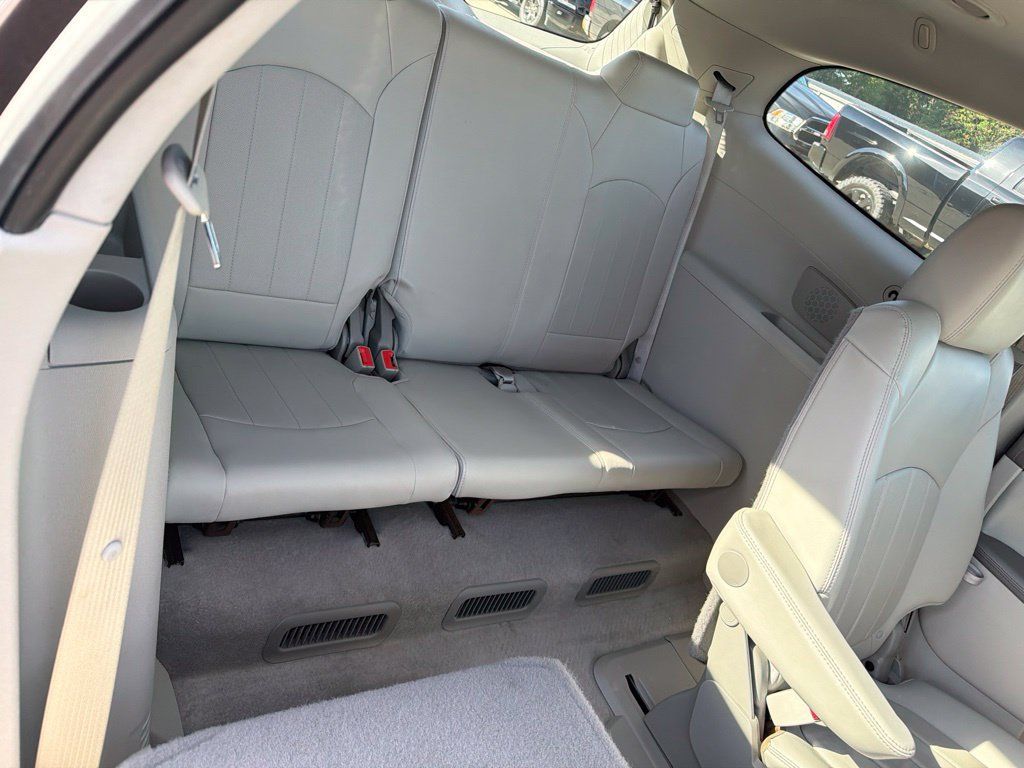 Used 2015 Buick Enclave Leather AWD/4WD image 25