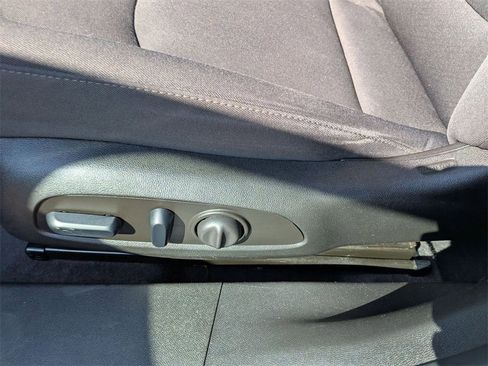 Used 2023 Chevrolet Malibu LT image 12