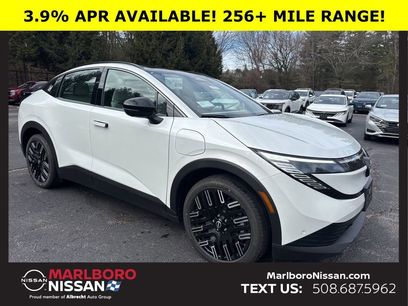 New 2026 Nissan Leaf Platinum+ w/ Floor Mat Package (Platinum+)