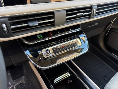 New 2026 Lincoln Corsair Reserve AWD/4WD image 22