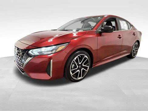 Used 2024 Nissan Sentra SR w/ SR Premium Package FWD image 6