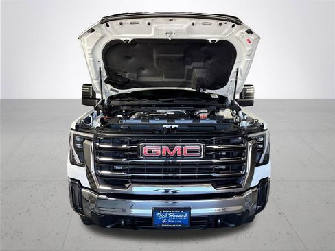 Used 2024 GMC Sierra 2500 SLE w/ SLE Value Package; AWD/4WD image 22