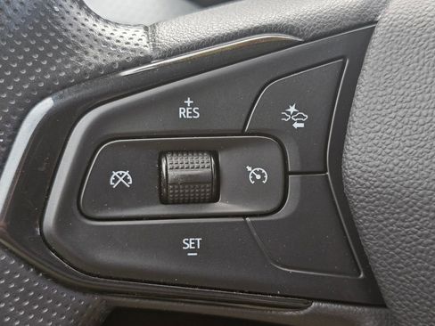 Certified 2024 Chevrolet Trax LS w/ LS Convenience Package FWD image 24