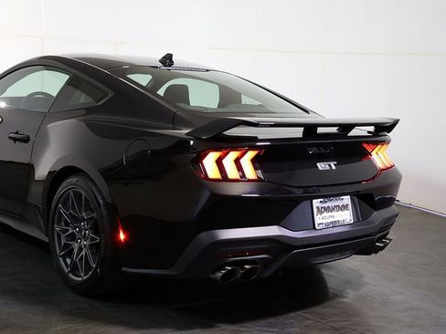 Used 2025 Ford Mustang GT Premium w/ GT Performance Package RWD image 11