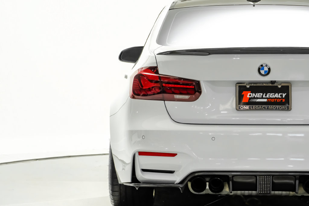 Used 2018 BMW M3 RWD image 44