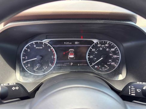 Used 2023 Nissan Rogue S FWD image 18