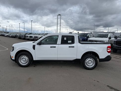 New 2025 Ford Maverick XL image 37