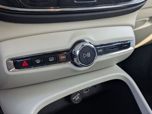 New 2026 Volvo XC40 B5 Plus w/ Protection Package Premier image 8