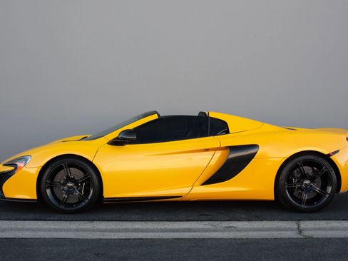Used 2015 McLaren 650S Spider Convertible 2D image 22