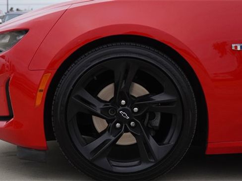 Used 2020 Chevrolet Camaro LT image 5