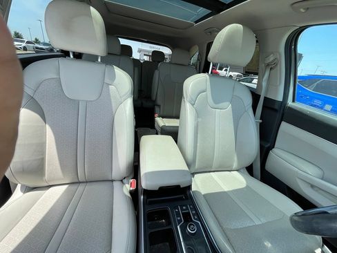 Certified 2023 Kia Sorento EX w/ Panoramic Sunroof Package FWD image 31