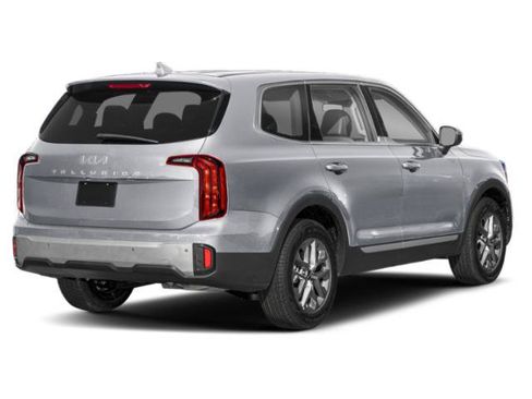 Used 2024 Kia Telluride LX FWD image 2
