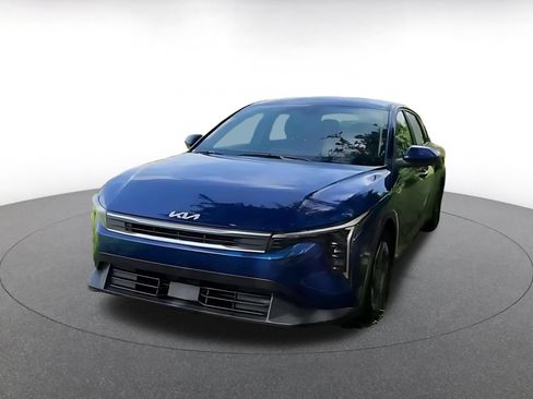 Used 2025 Kia K4 FWD image 6