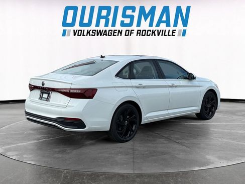 New 2026 Volkswagen Jetta SE image 6