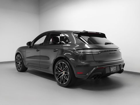 Certified 2024 Porsche Macan GTS w/ Premium Plus Package AWD/4WD image 3