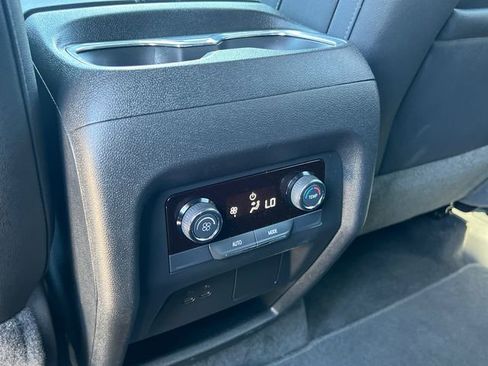 Used 2025 Chevrolet Traverse LT w/ Sun and Wheel Package FWD image 25