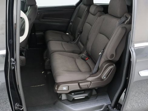 Used 2018 Honda Odyssey EX image 28