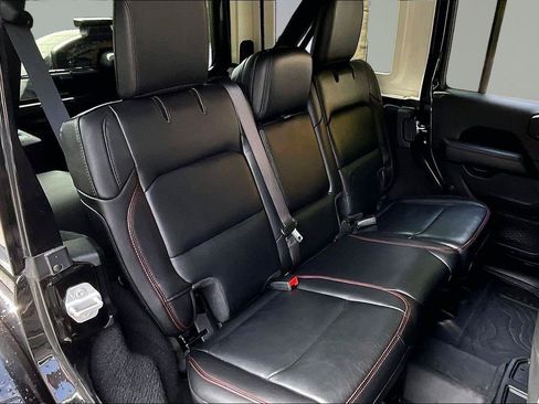 Used 2020 Jeep Wrangler Unlimited Rubicon AWD/4WD image 28