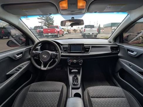 Used 2019 Kia Rio S FWD image 5
